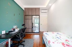 Hillview Heights (D23), Condominium #556709091